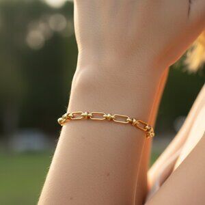 "Trendy Handmade Bracelet – A Thoughtful Gift for Girls & Women | UNVRC1578